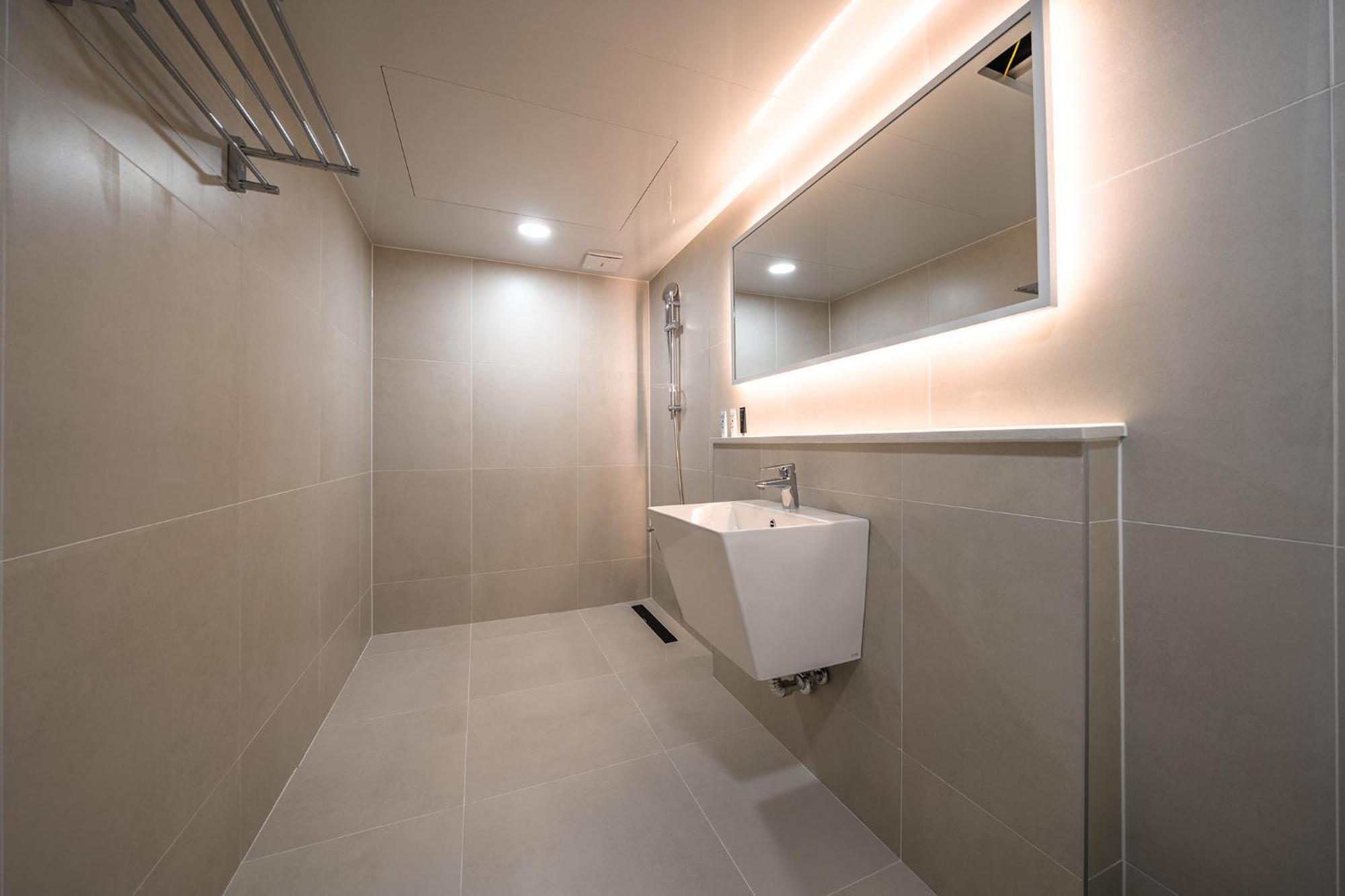 Mono Hotel Suwon Extérieur photo