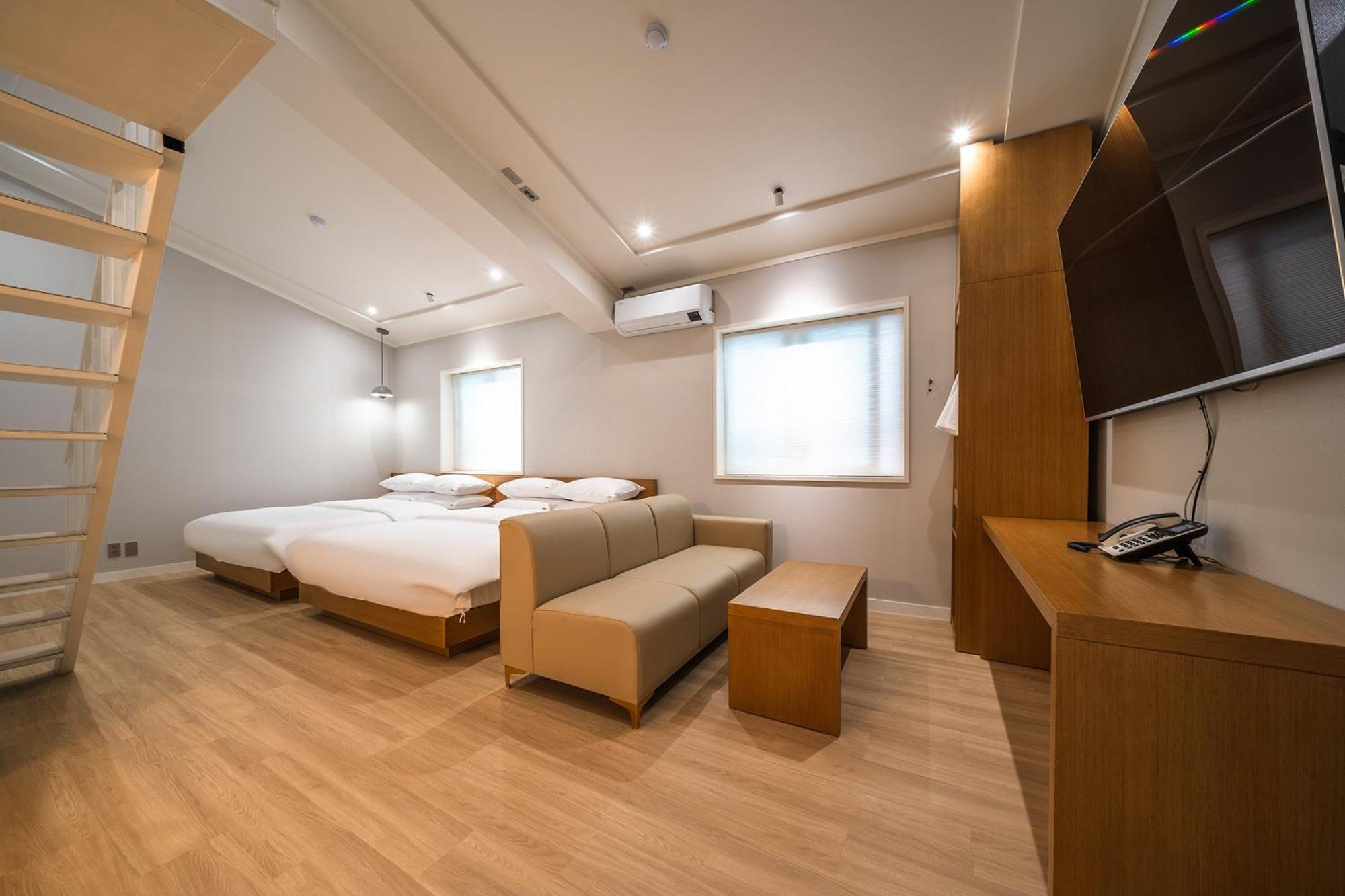 Mono Hotel Suwon Extérieur photo
