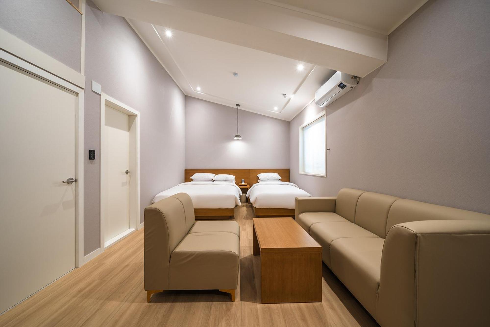 Mono Hotel Suwon Extérieur photo