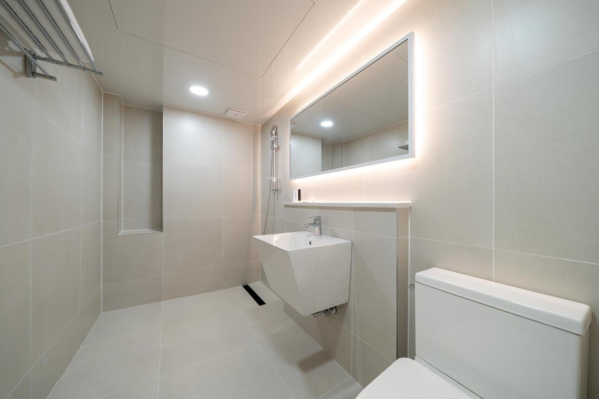 Mono Hotel Suwon Extérieur photo