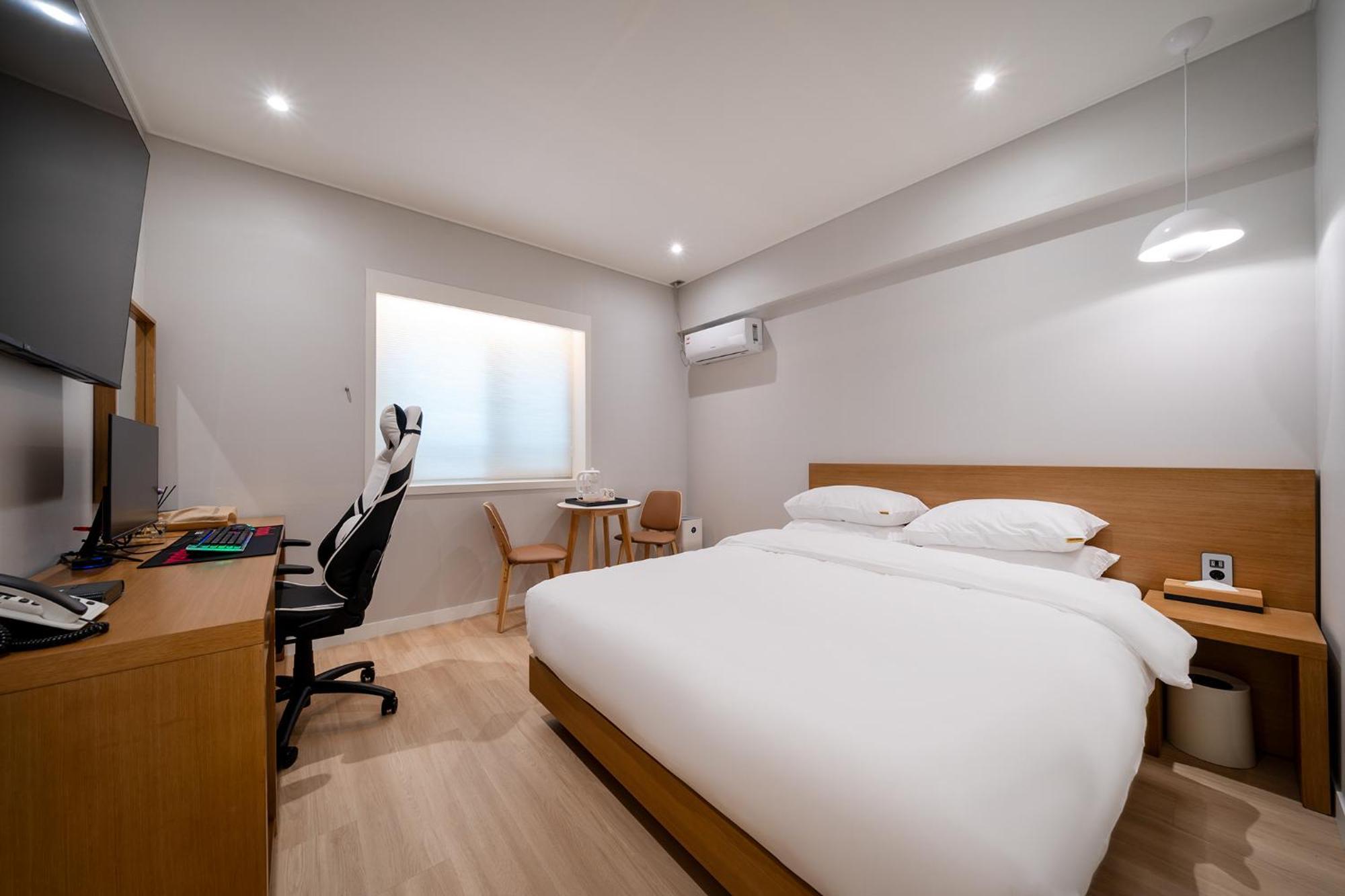 Mono Hotel Suwon Extérieur photo