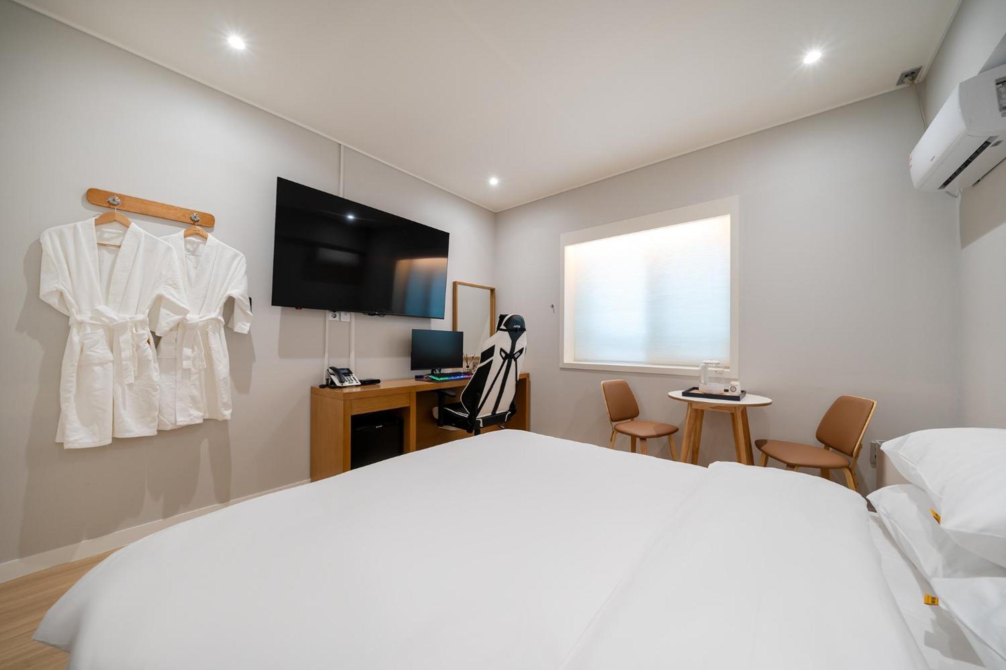 Mono Hotel Suwon Extérieur photo