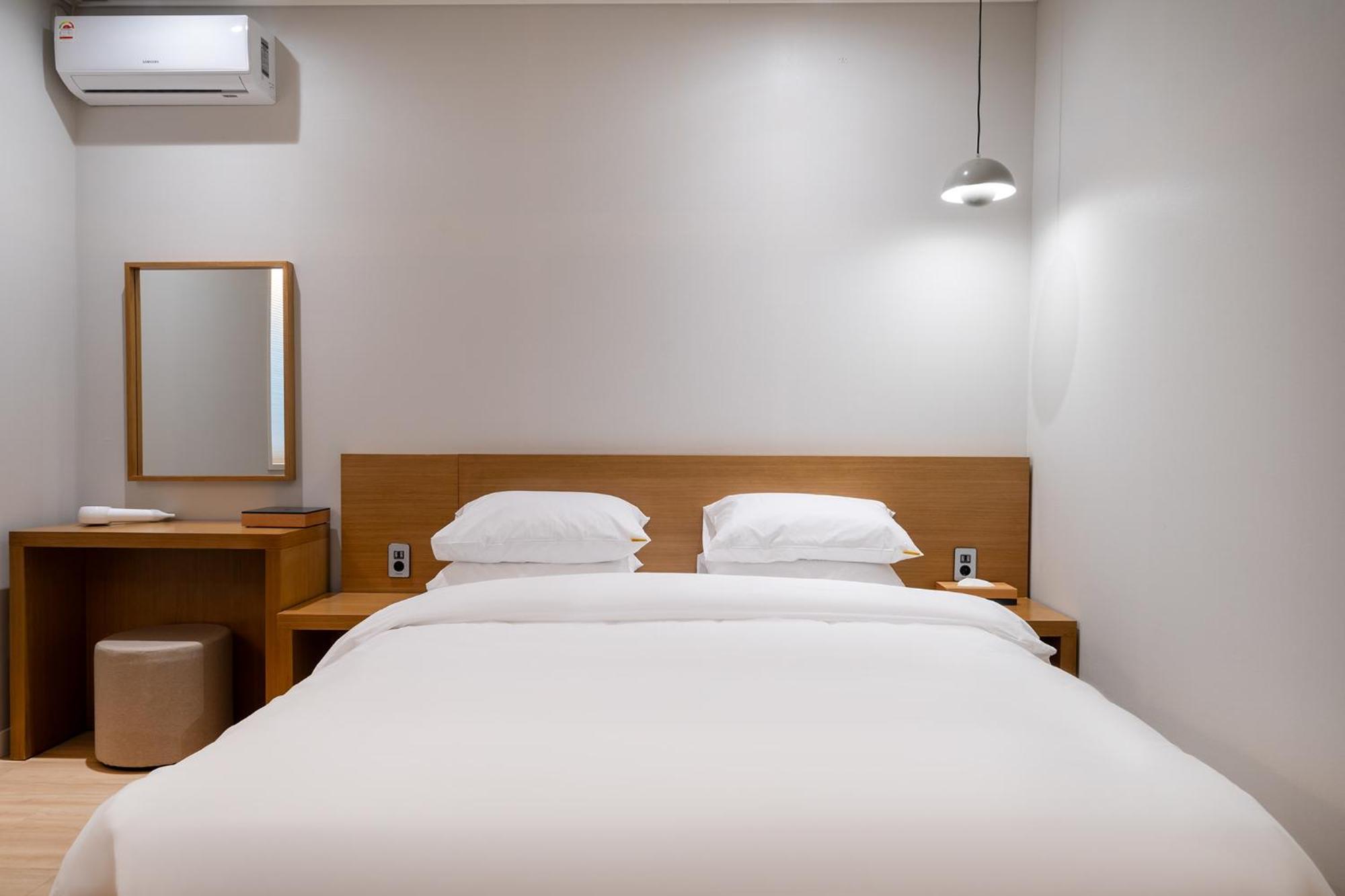Mono Hotel Suwon Extérieur photo
