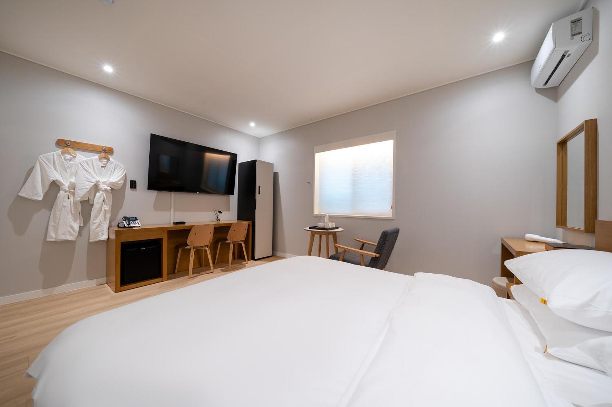 Mono Hotel Suwon Extérieur photo