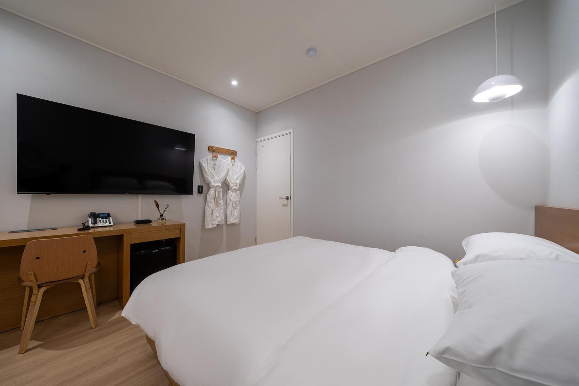 Mono Hotel Suwon Extérieur photo
