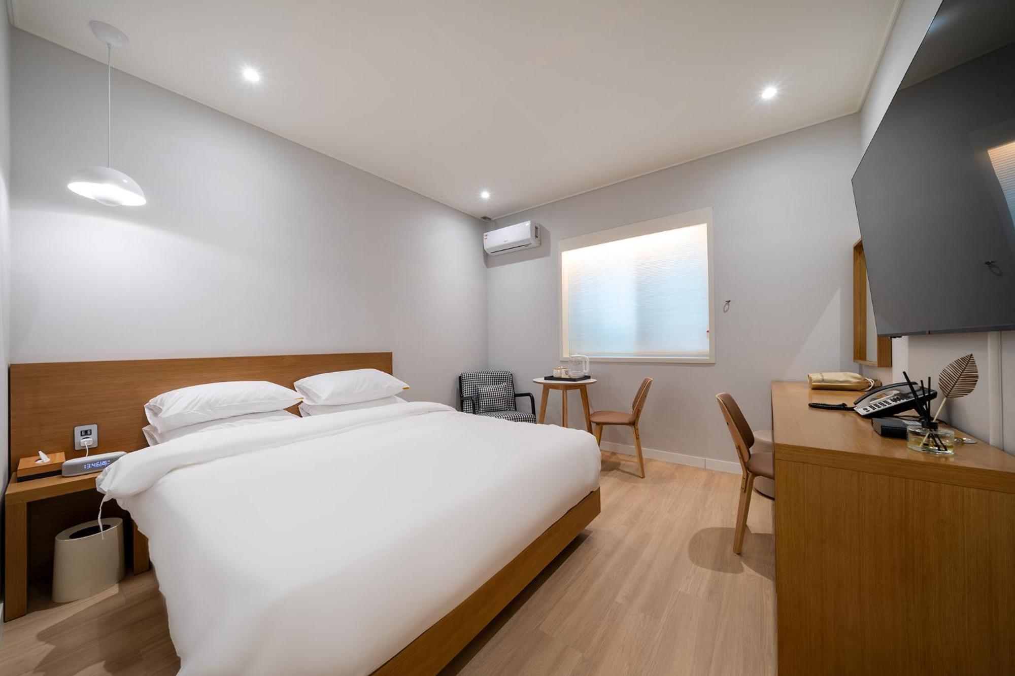 Mono Hotel Suwon Extérieur photo